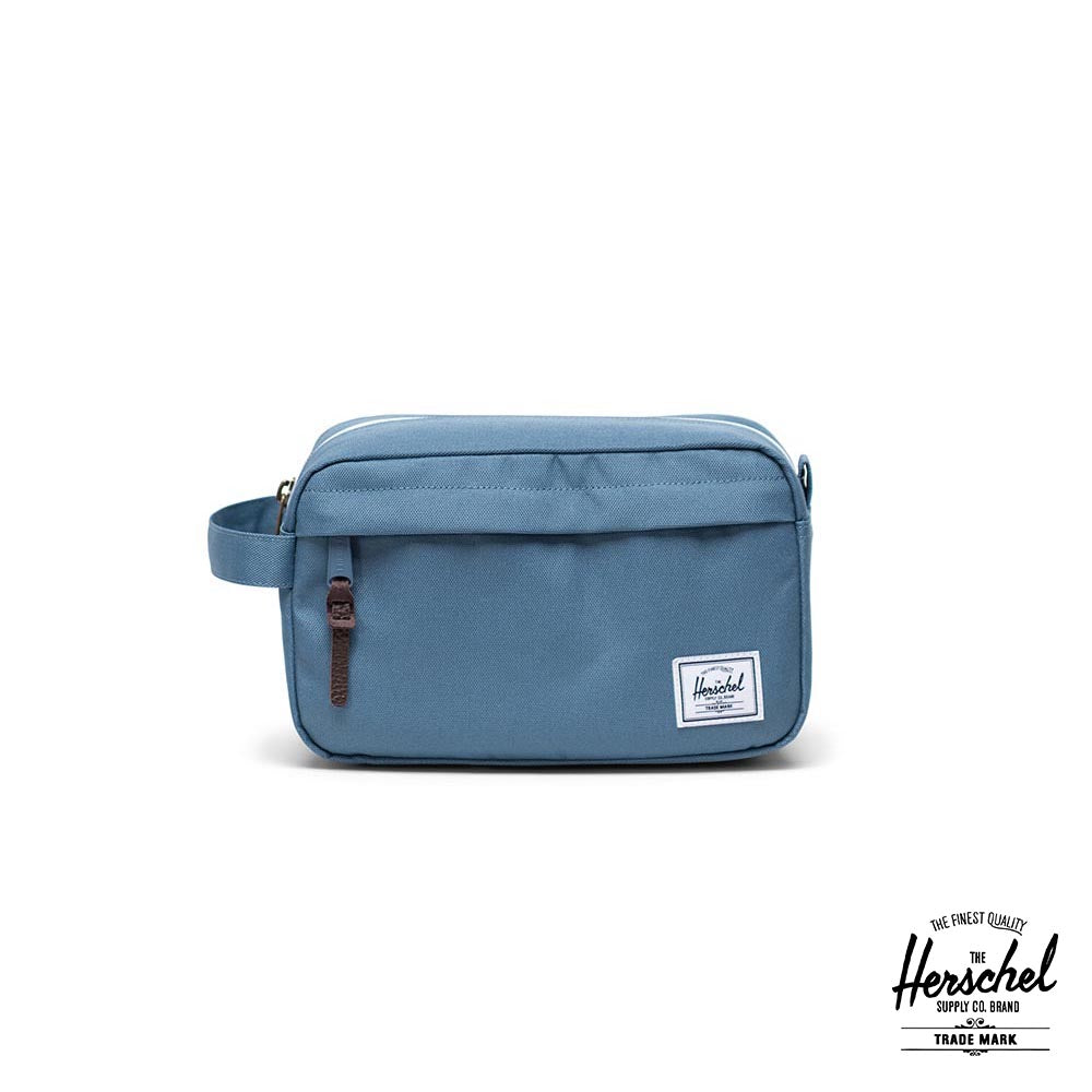Herschel Chapter Travel Kit Ideal for Weekends